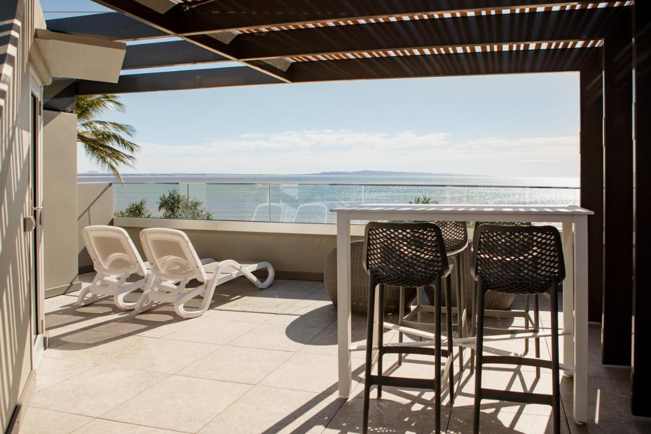 Netanya Noosa Beachfront Resort Extérieur photo