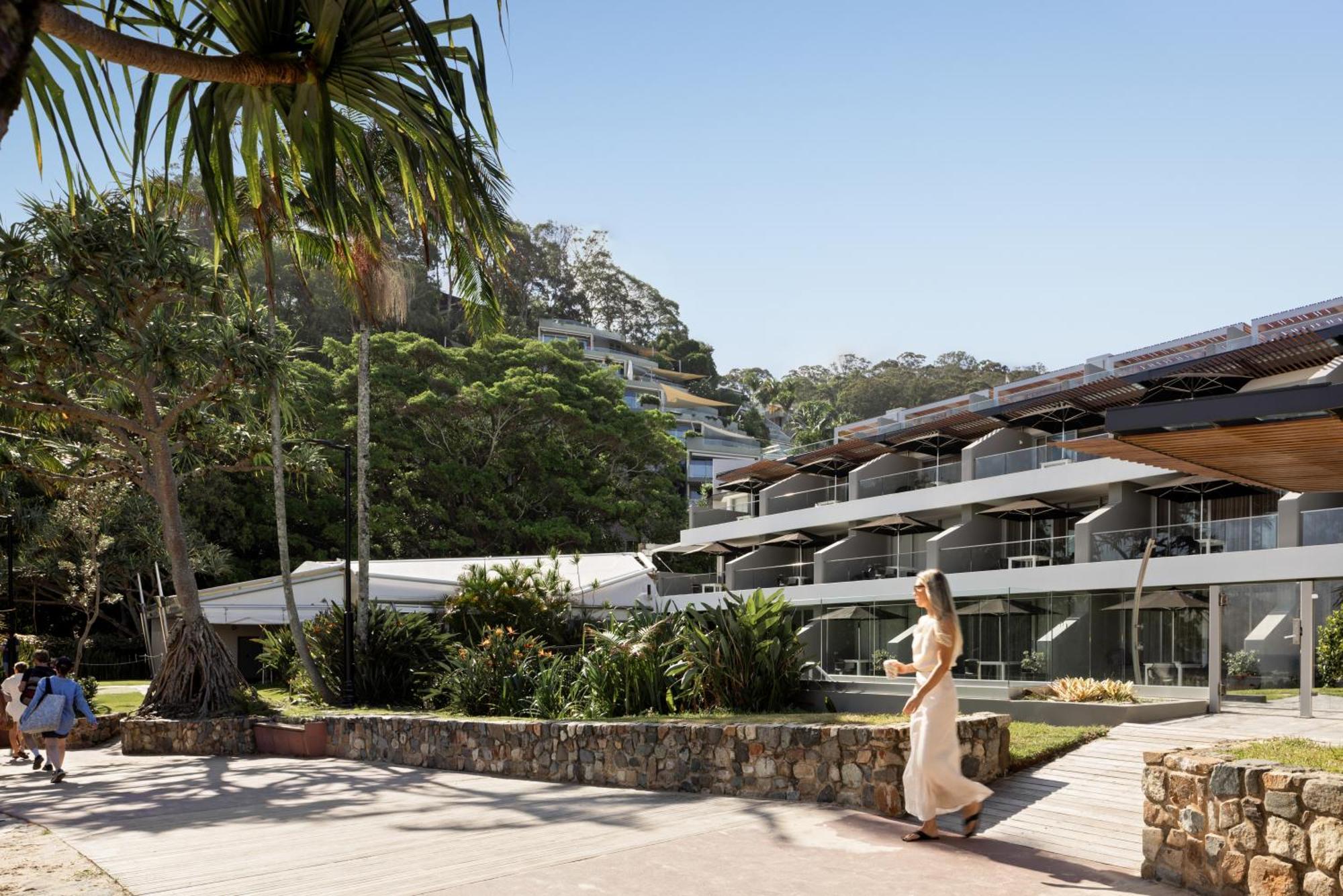 Netanya Noosa Beachfront Resort Extérieur photo